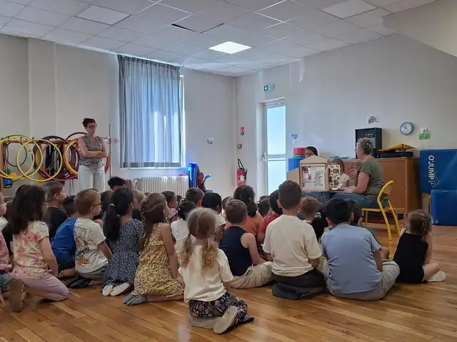 Projet Kamishibai : lecture d 'histoire à l 'école maternelle de Buhl