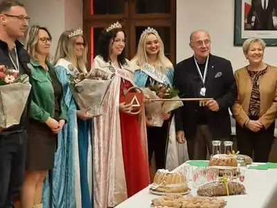 Réception du trio royal en mairie 25 février