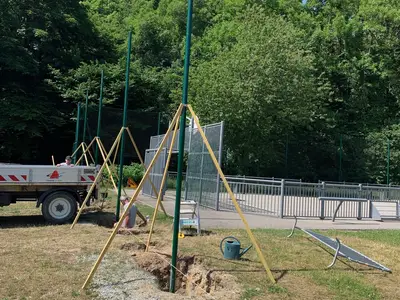 MISE EN PLACE DU PARE BALLON ACCES DU HAUT AU STADE- JUIN 2022