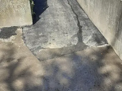 POSE D'ENROBé SENTIER RUE DE LA VIGNE-RUE DE LA CARRIèRE MAI